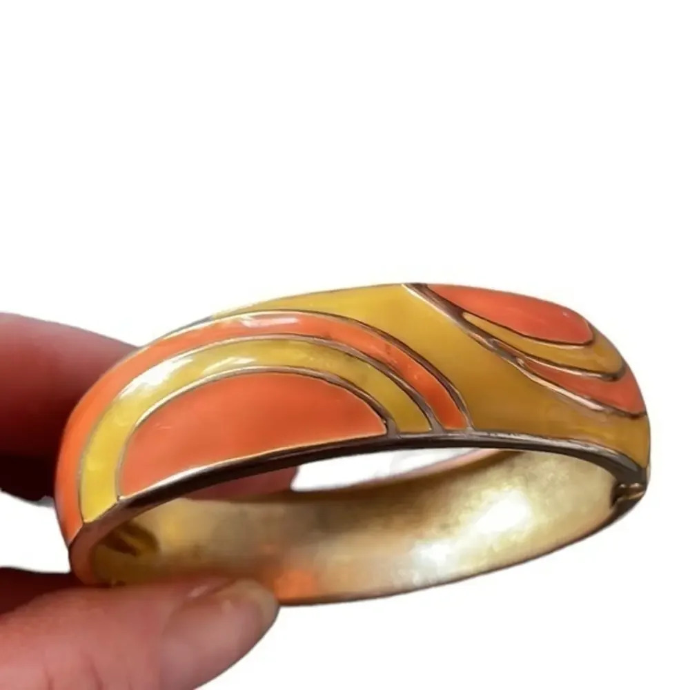 Vintage Orange Swirl Clamper Bangle Bracelet Gold Tone Metal